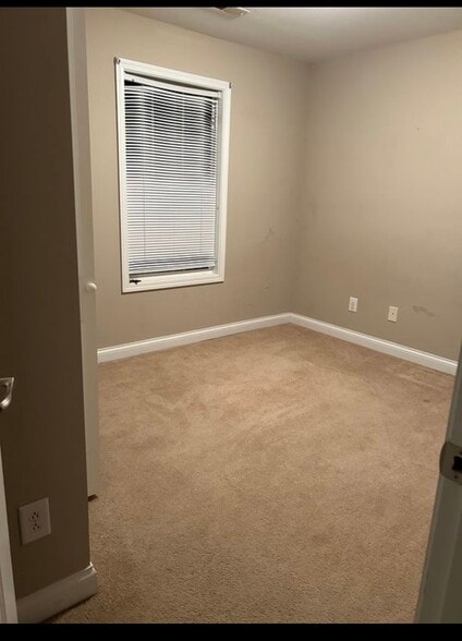 Building Photo - 1594 Old Stagecoach Rd