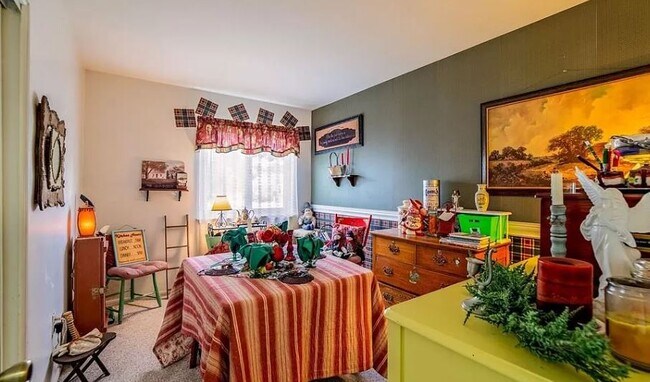 Building Photo - 9768 Jackson St