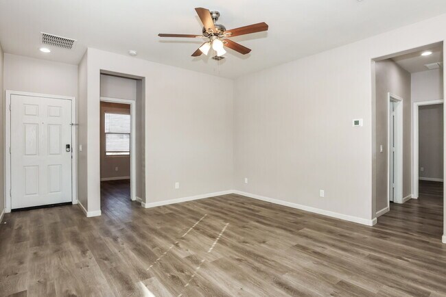 Building Photo - 4845 S 243rd Dr