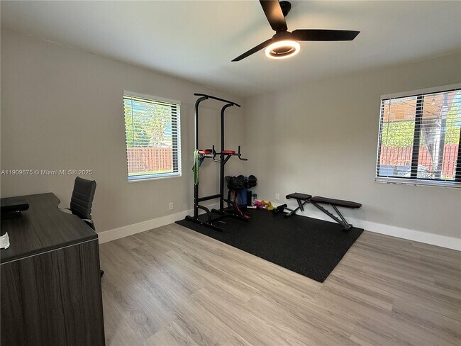 Building Photo - 4009 Jefferson St