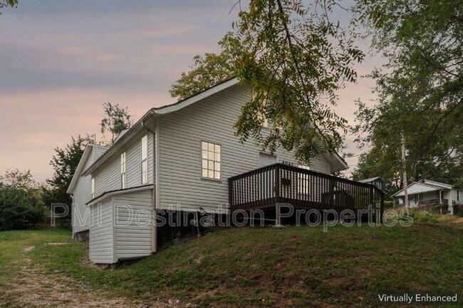 Building Photo - 4041 Ruby Ave