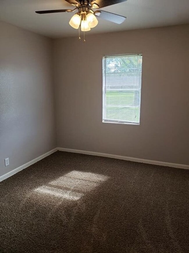 Building Photo - NISD HOME