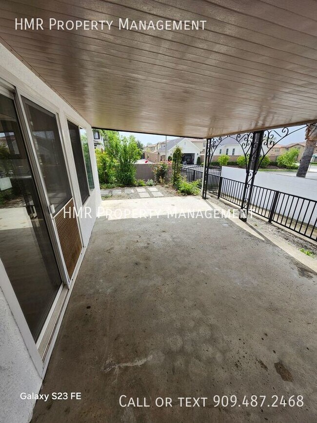 Building Photo - THIS HOUSE IS SPLIT  in a quiet Rancho Cuc...