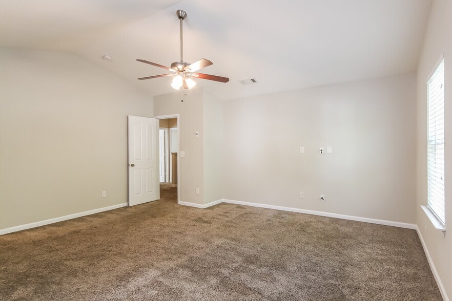 Building Photo - 4420 Eglinton Toll Ct