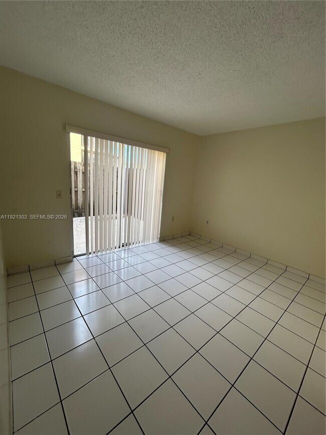 Building Photo - 8400 SW 154th Cir Ct