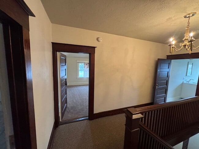 Building Photo - 4 Bedroom Home Beautifully Updated w/ Original Character