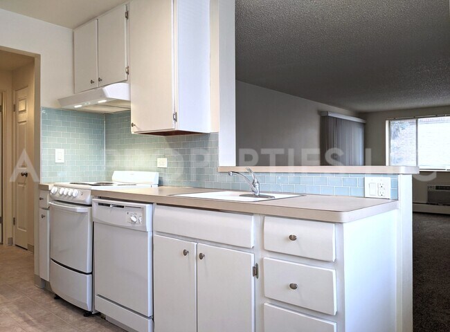 Building Photo - 1200 Emerson St