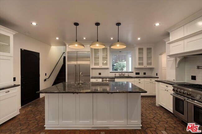 Building Photo - 1901 El Cerrito Pl