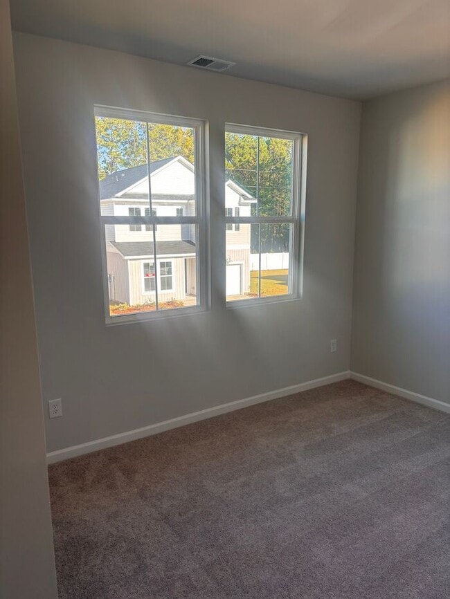 Building Photo - !! COMING SOON: Beautiful 4BR 3 BA Home w/ Loft + Patio + View in Little River !!