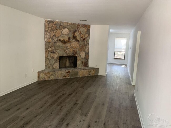 Building Photo - 9565 Sunnehanna Blvd