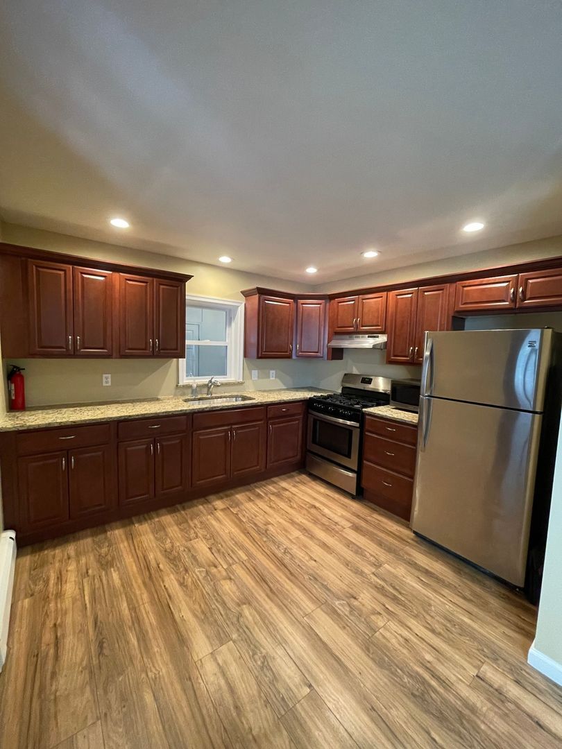 Building Photo - 1118 Foulkrod St