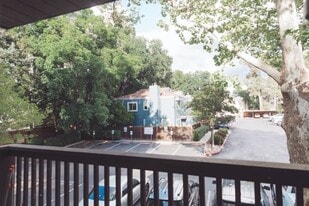 Building Photo - 1173 Honey Trl