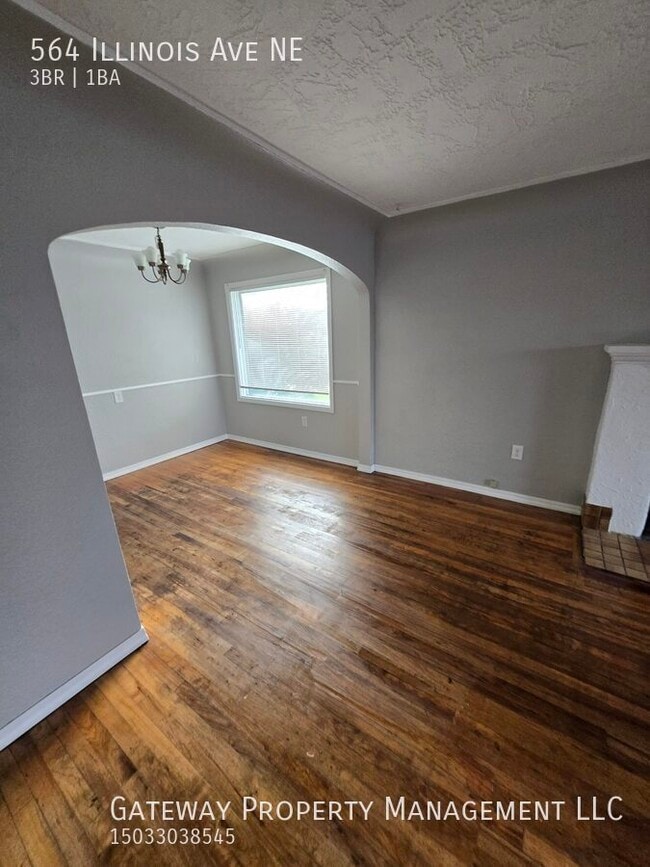 Building Photo - 564 Illinois Ave NE