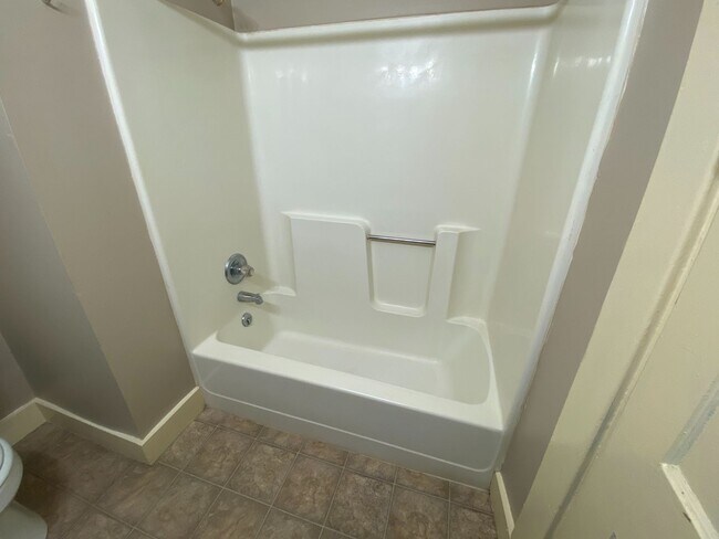 Building Photo - 2216 S Harrison St