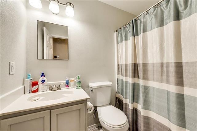 Building Photo - 4017 Thoroughbred Trail