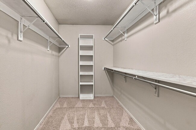 Building Photo - "Spacious Two-Story Home with Multiple Living Spaces and and Expansive Backyard!"