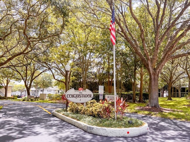 Building Photo - Comfortable Condo Living in St. Augustine ...