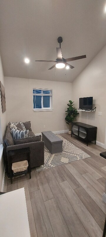 Building Photo - 220 Westwoods Dr
