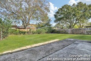 Building Photo - 6711 Spring Hollow St