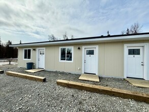 Building Photo - 46860 Isaak Rd