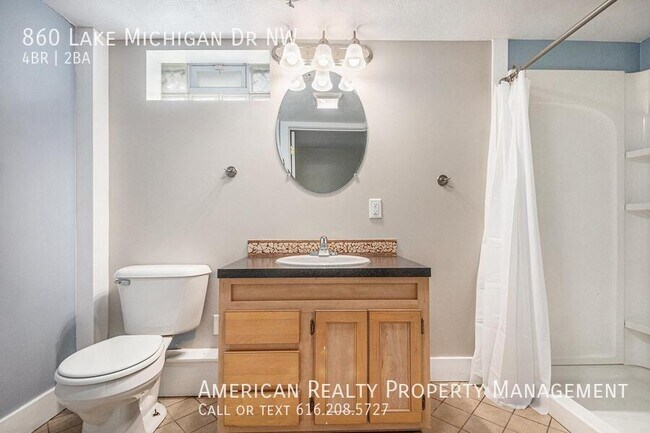 Building Photo - 860 Lake Michigan Dr NW