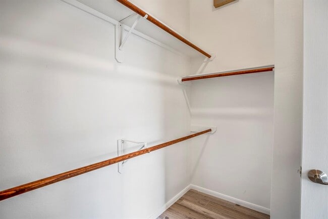 Building Photo - 5803 Sawyer Bend Ln
