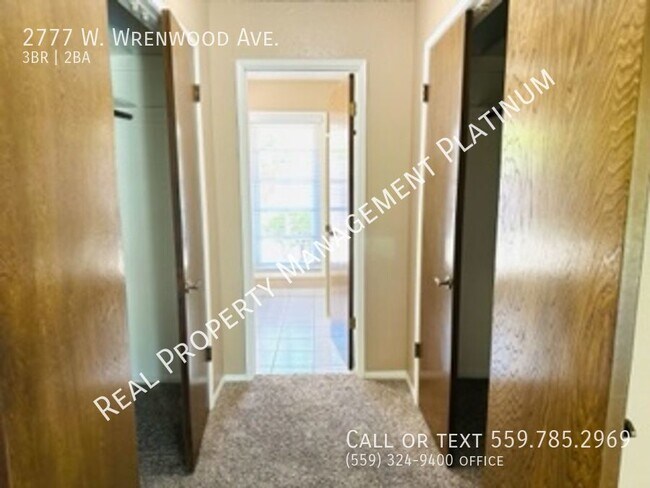 Building Photo - $2,200 Marks & Barstow 3 Bedroom Ranch Sty...