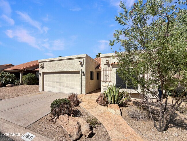 Building Photo - 14607 N Olympic Way