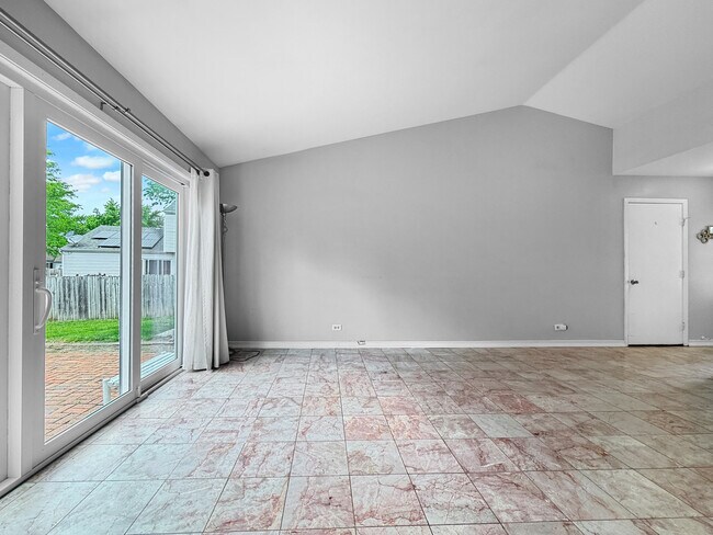 Building Photo - 2630 Stubblefield Ct