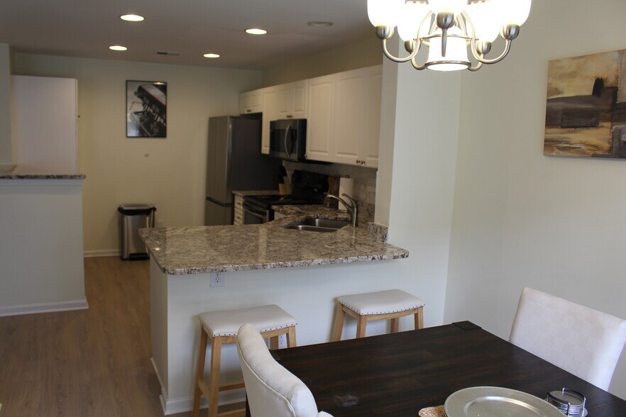 Building Photo - 4564 Antelope Ln