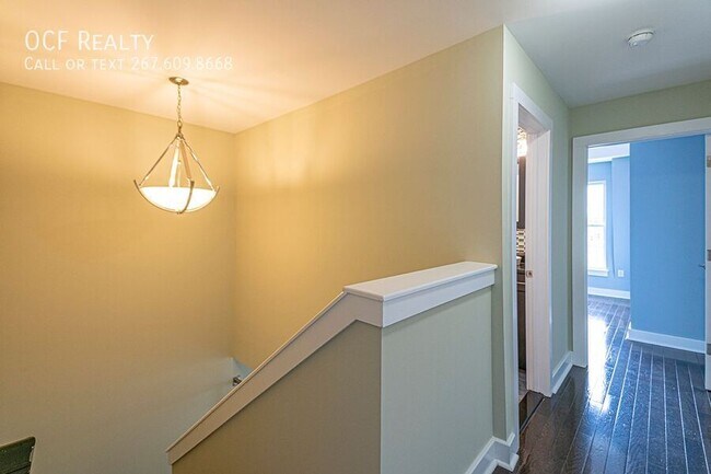 Building Photo - 2621 Christian St