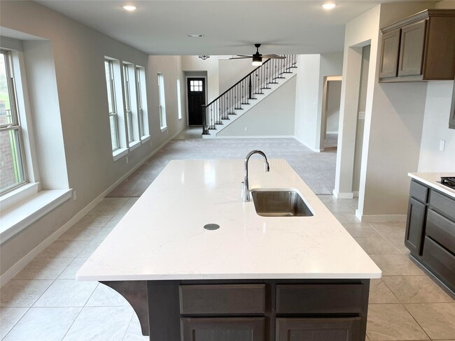 Building Photo - 4927 Shore Arbor Ln