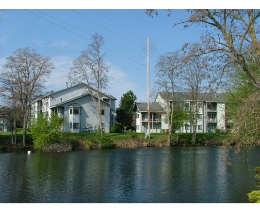 Riverine Apartments - Riverine Condominiums