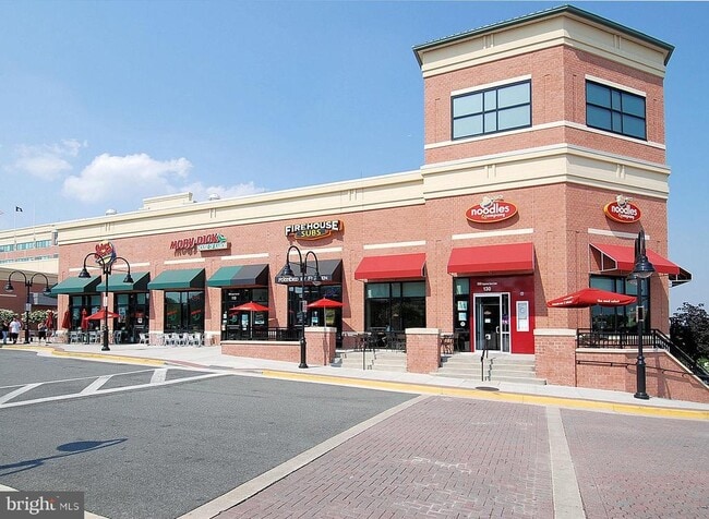 Building Photo - 8120 Cooper St