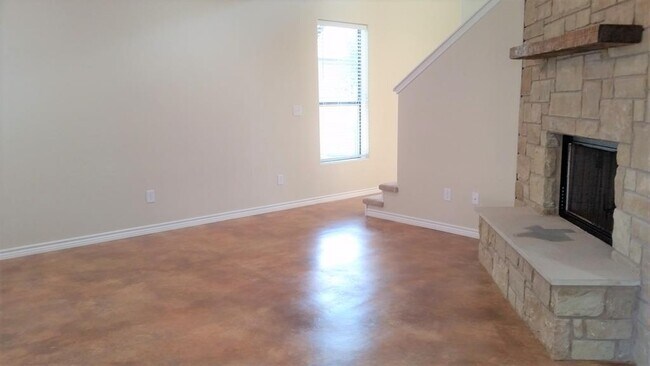 Building Photo - 17704 Sly Fox Dr