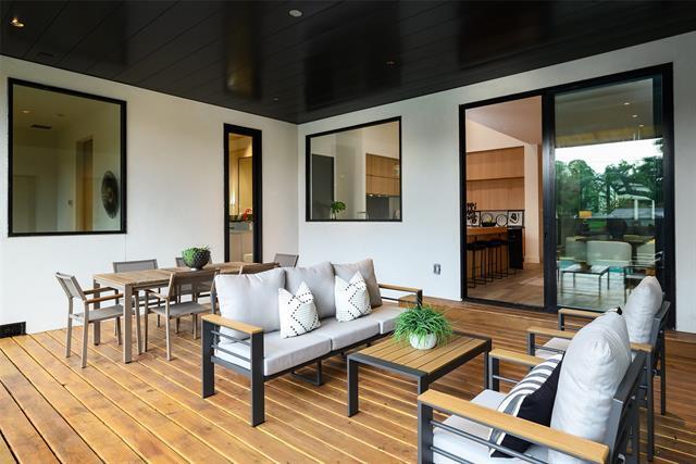 Building Photo - 5023 Lilac Ln