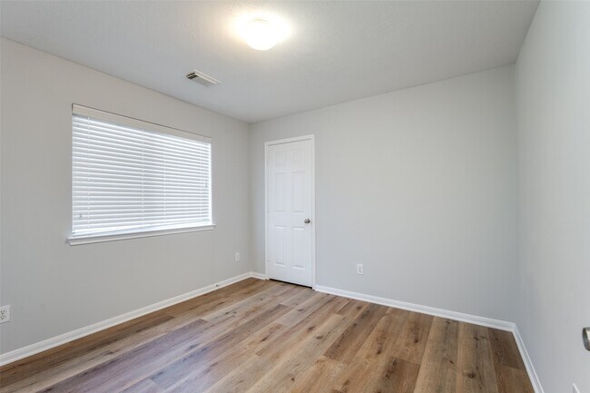 Building Photo - 14510 Windmill Meadows Ct