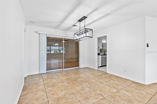 Building Photo - 269 Algiers Dr