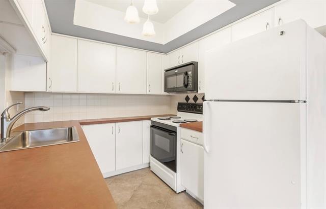 Building Photo - 2505 Wedglea Dr