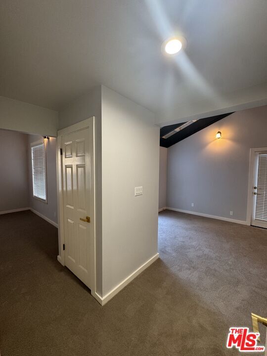Building Photo - 1713 Queens Ct