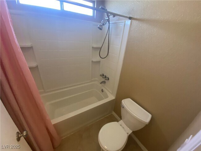 Building Photo - 8436 Palmada Dr