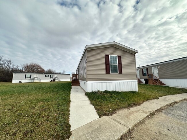 Building Photo - 555 Delaware