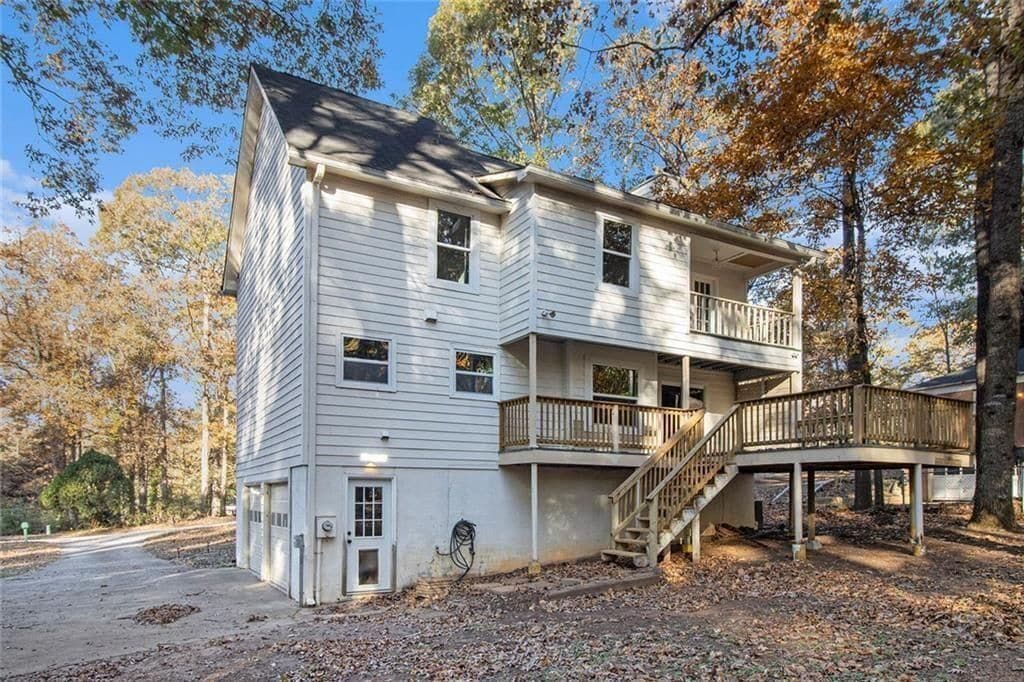 Building Photo - 8212 Lullwater Ct