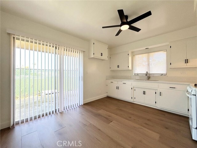 Building Photo - 534 Roosevelt Rd