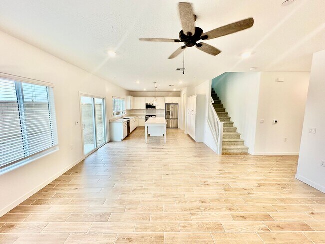Building Photo - BRAND NEW North Clovis 4/2.5 Lennar