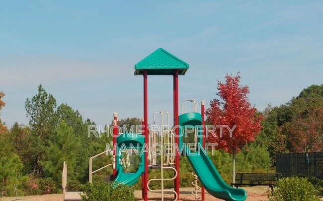 Building Photo - 3026 Birdsong Ave