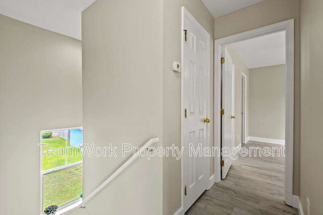 Building Photo - 311 Harriswood Ln