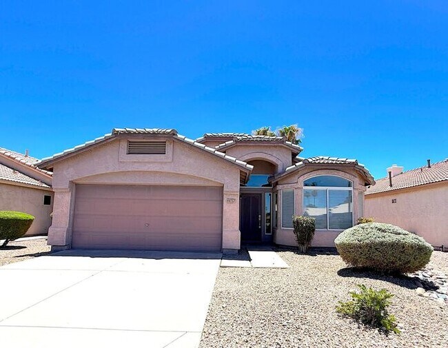 Building Photo - PRICE REDUCED – Fresh Updates in Prime Scottsdale Location!