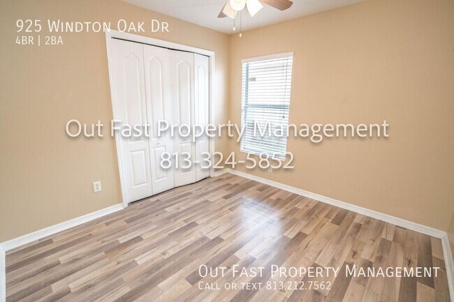 Building Photo - 925 Windton Oak Dr