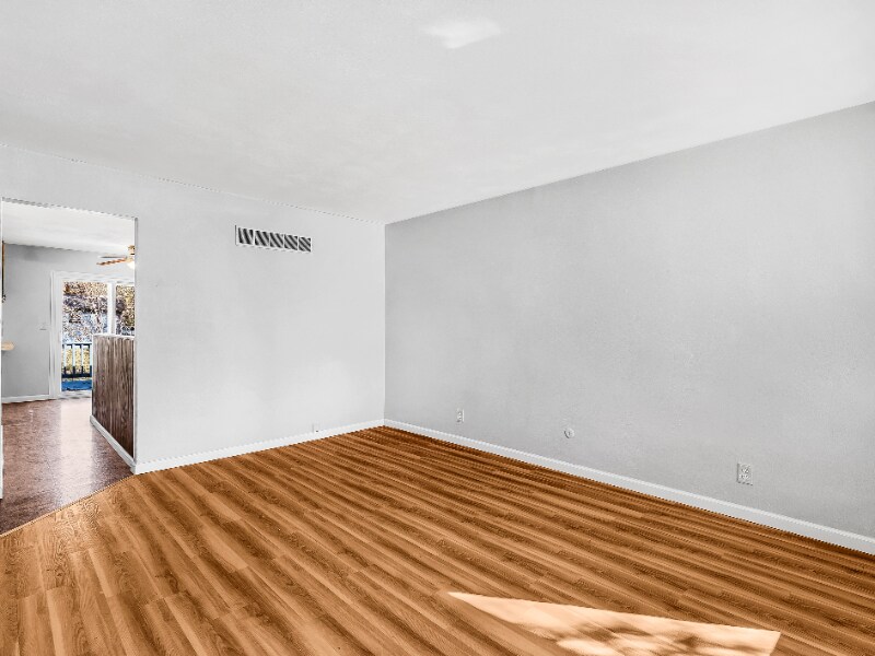 Building Photo - 104 Britanna Dr